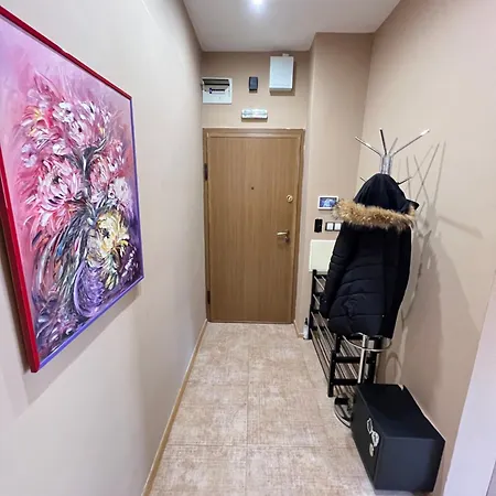 Daire Hamburg 100 Sq M 2bdr Family Near Ndk And Vitosha Blvd Sofya