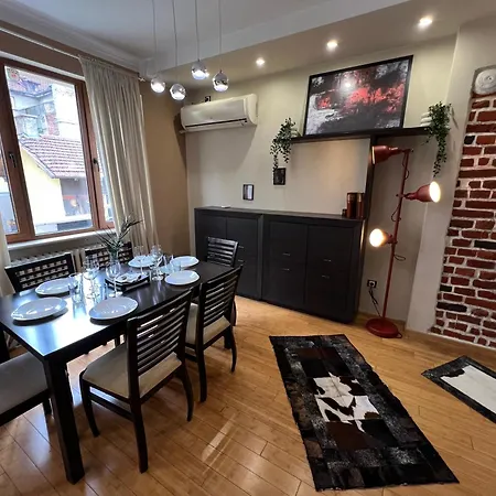 Hamburg 100 Sq M 2bdr Family Near Ndk And Vitosha Blvd Daire *